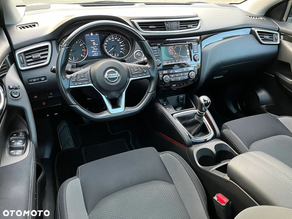 Nissan Qashqai 1.3 DIG-T N-Connecta - 16