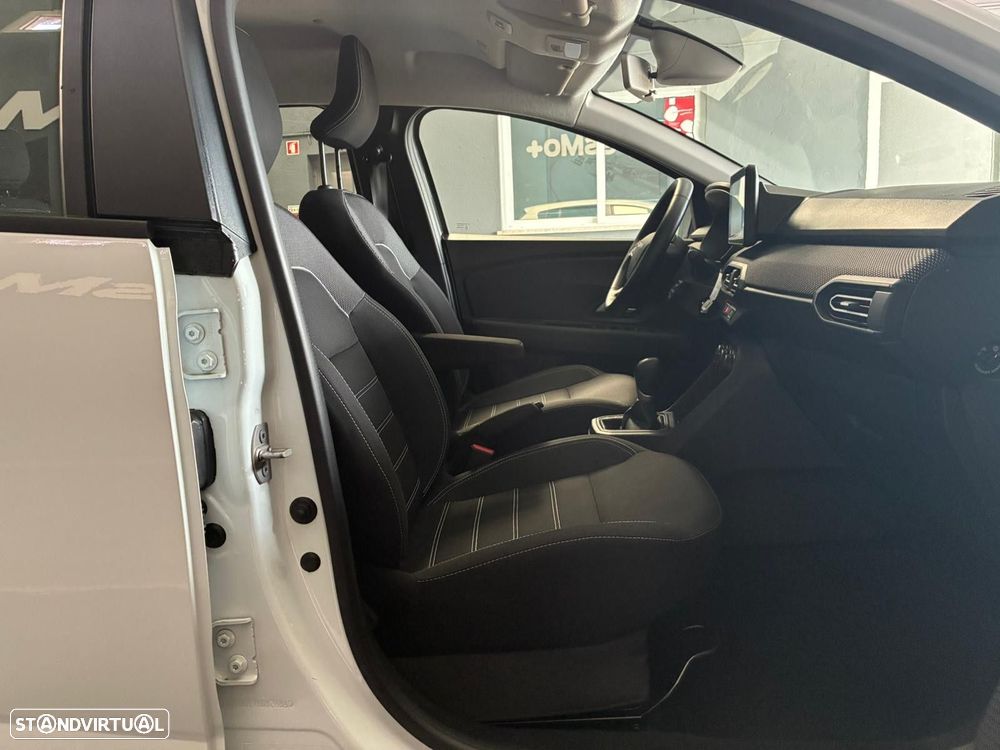 Dacia Sandero 1.0 TCe Expression CVT - 33