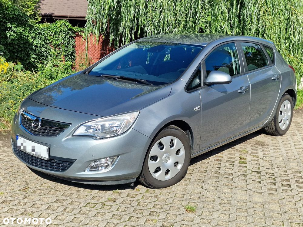 Opel Astra 1.6 Automatik - 1