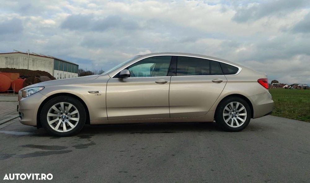 BMW Seria 5 530d Gran Turismo - 2