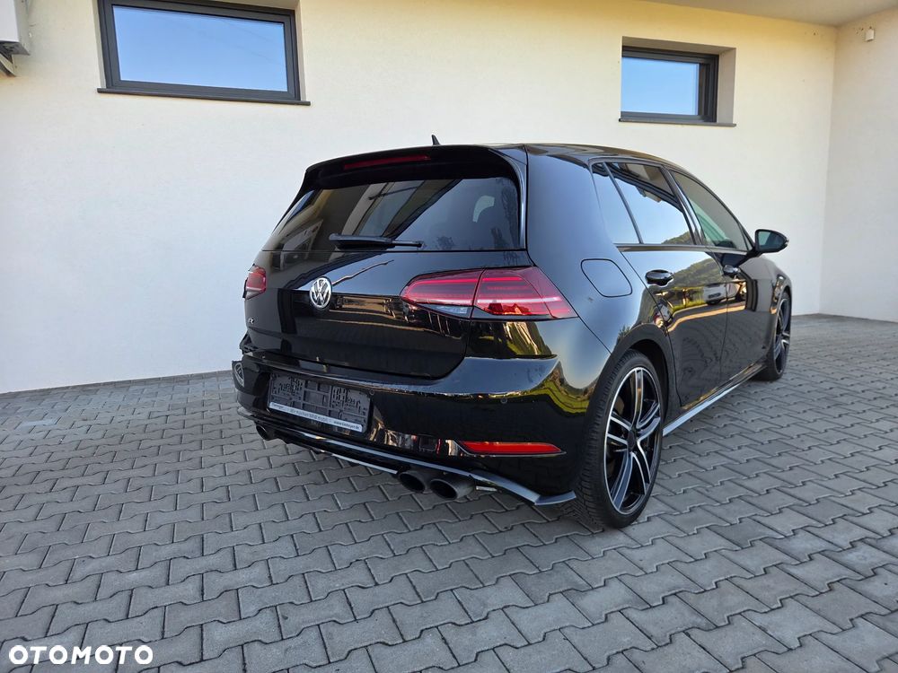 Volkswagen Golf - 3