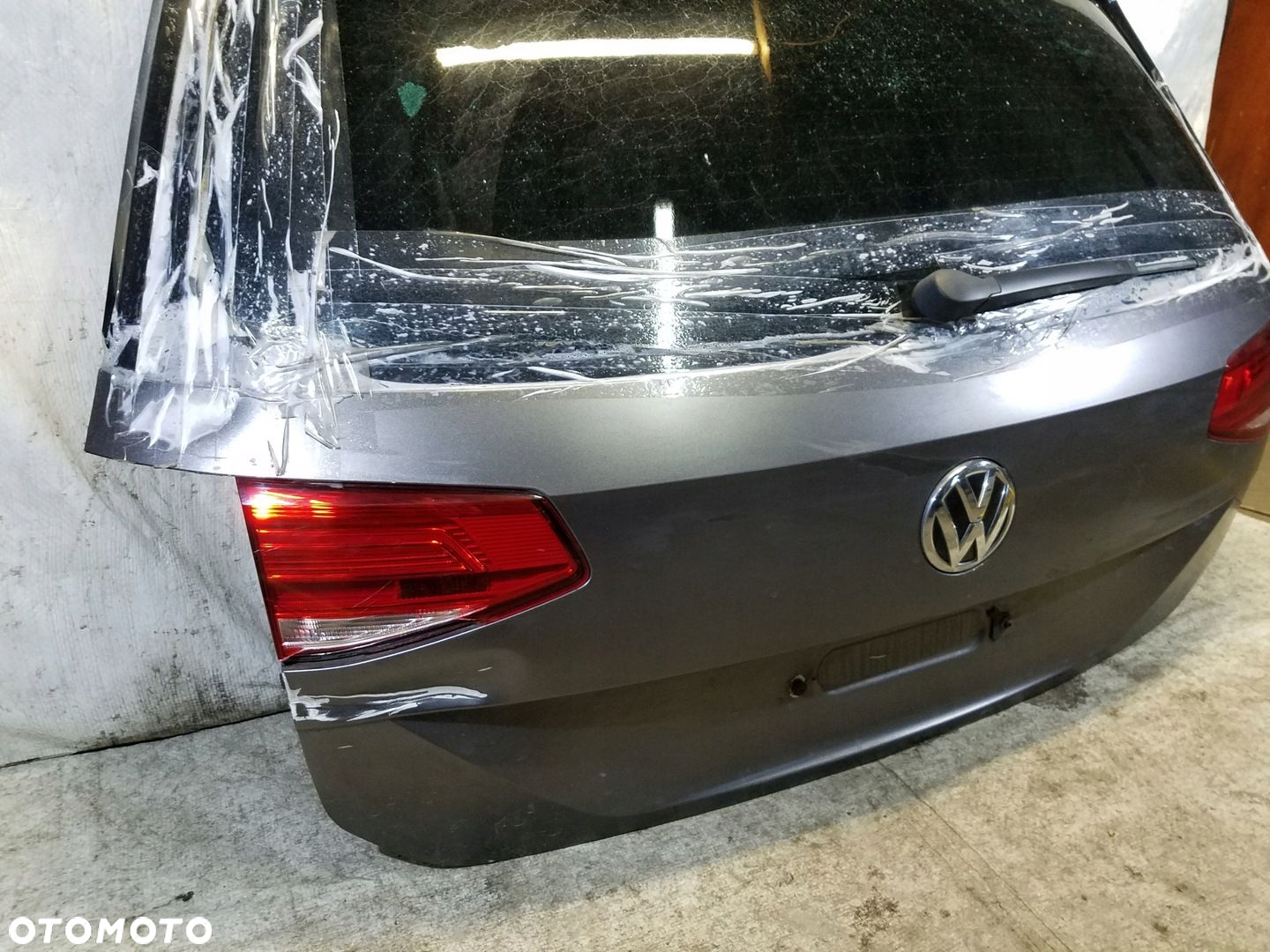 KLAPA BAGAŻNIKA TYŁ VW PASSAT B8 KOMBI KOD LC9A - 5