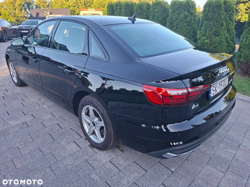 Audi A4 Limousine - 4