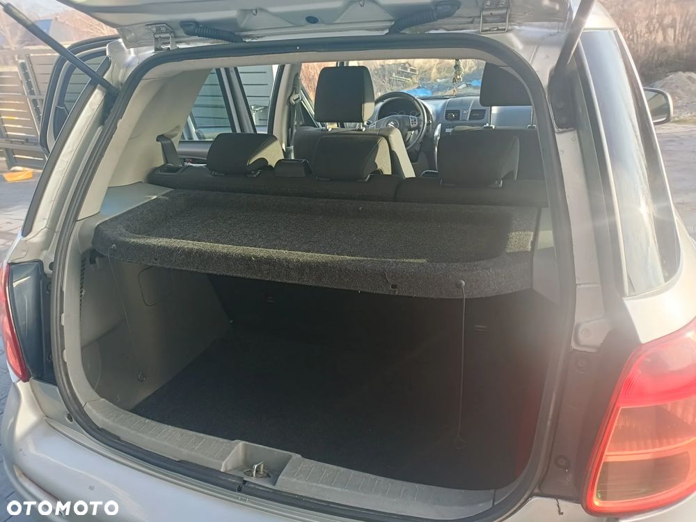 Suzuki SX4 2.0 DDiS 4x4 Comfort - 8