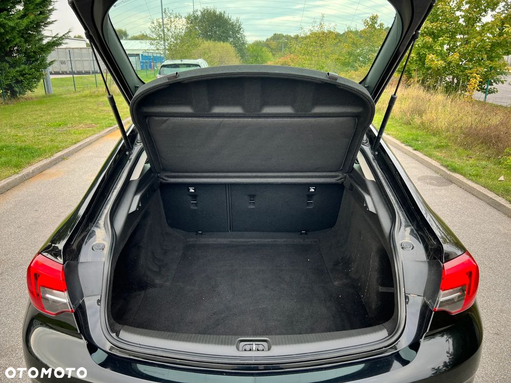 Opel Insignia 1.5 T Elite S&S - 10