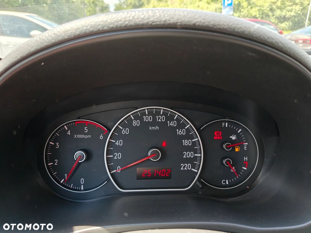 Suzuki SX4 1.9 DDiS DPF 4x2 Comfort - 23