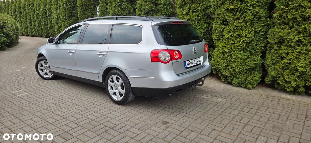 Volkswagen Passat 2.0 TDI Comfortline - 9