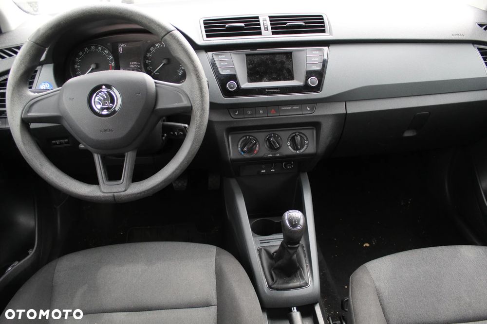 Skoda Fabia - 12