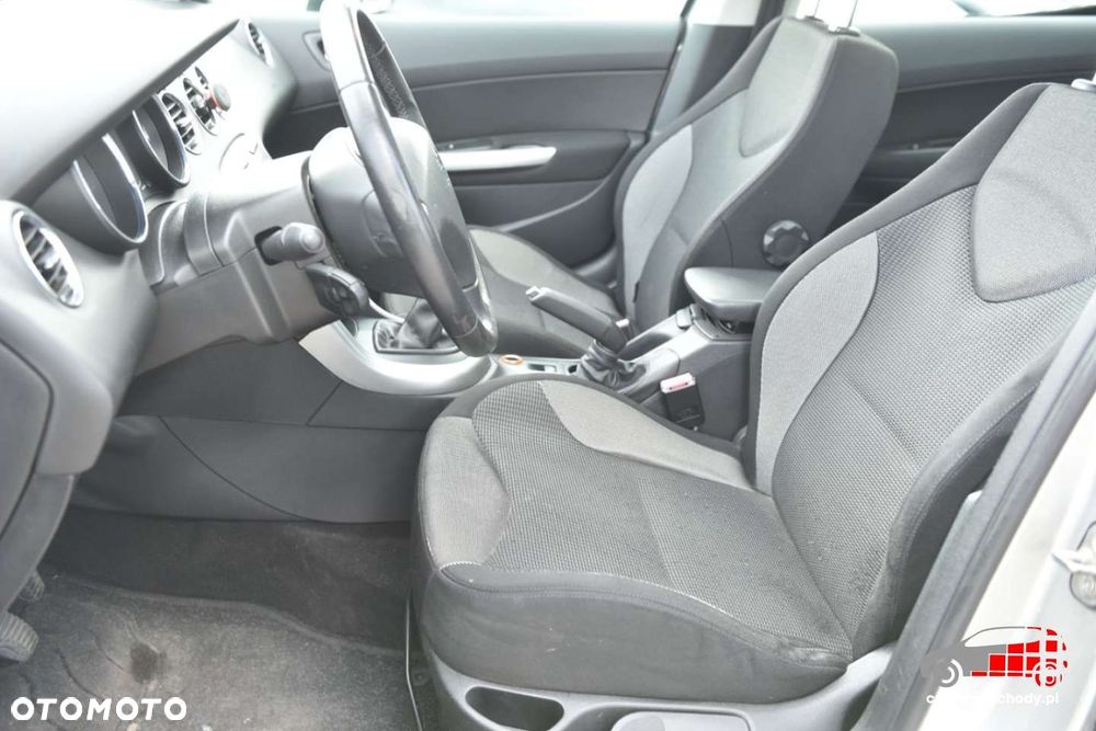 Peugeot 308 - 17