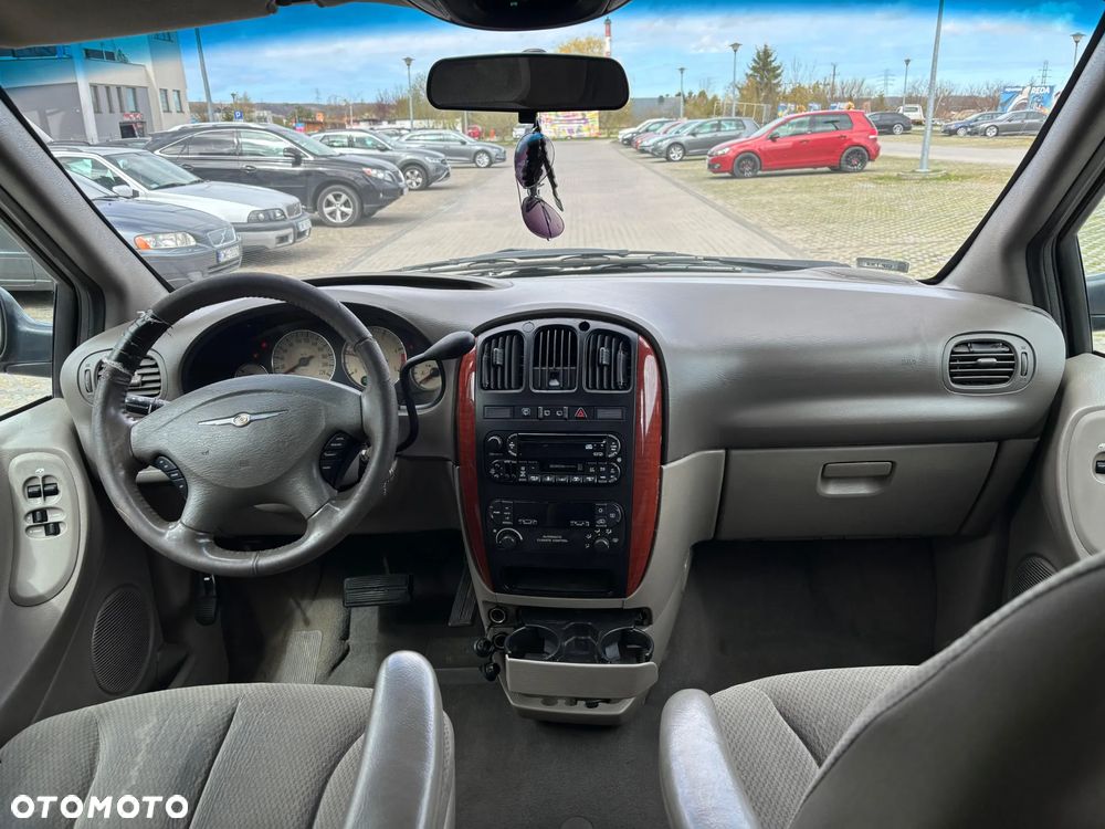 Chrysler Grand Voyager 2.8 CRD Executive LX S&G - 10