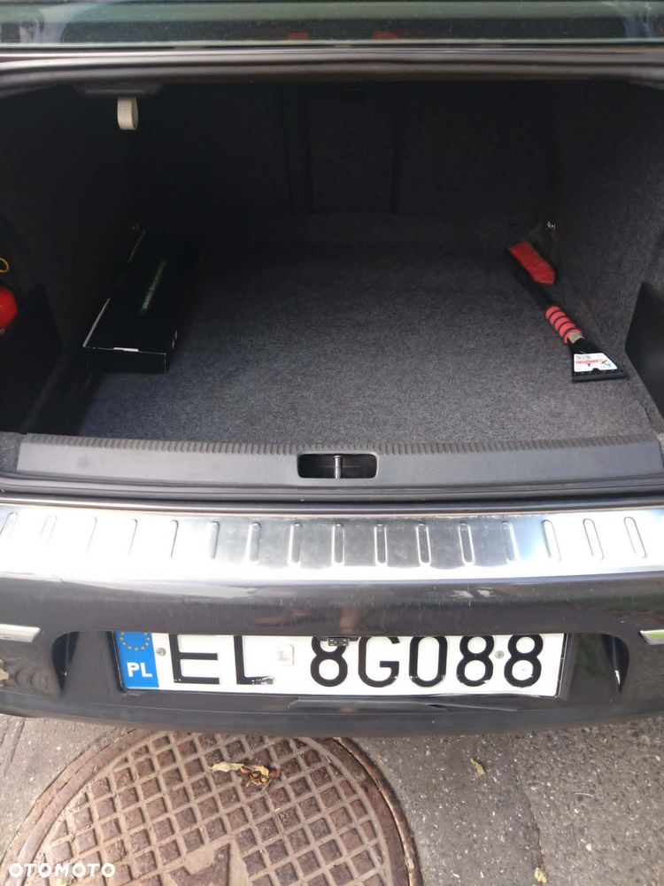Volkswagen Passat 2.0 TDI Comfortline - 15