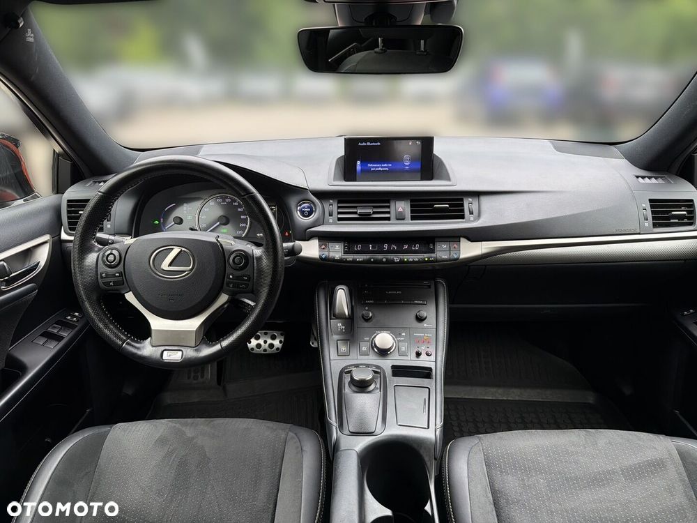 Lexus CT 200h F Sport - 10