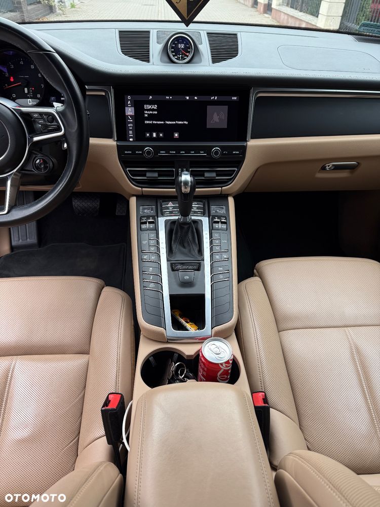 Porsche Macan Standard - 14