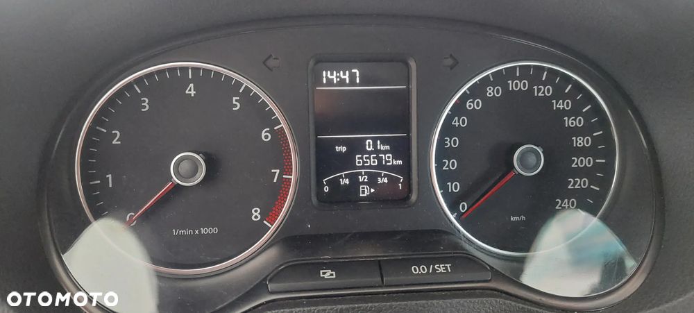 Volkswagen Polo 1.4 16V Highline - 21