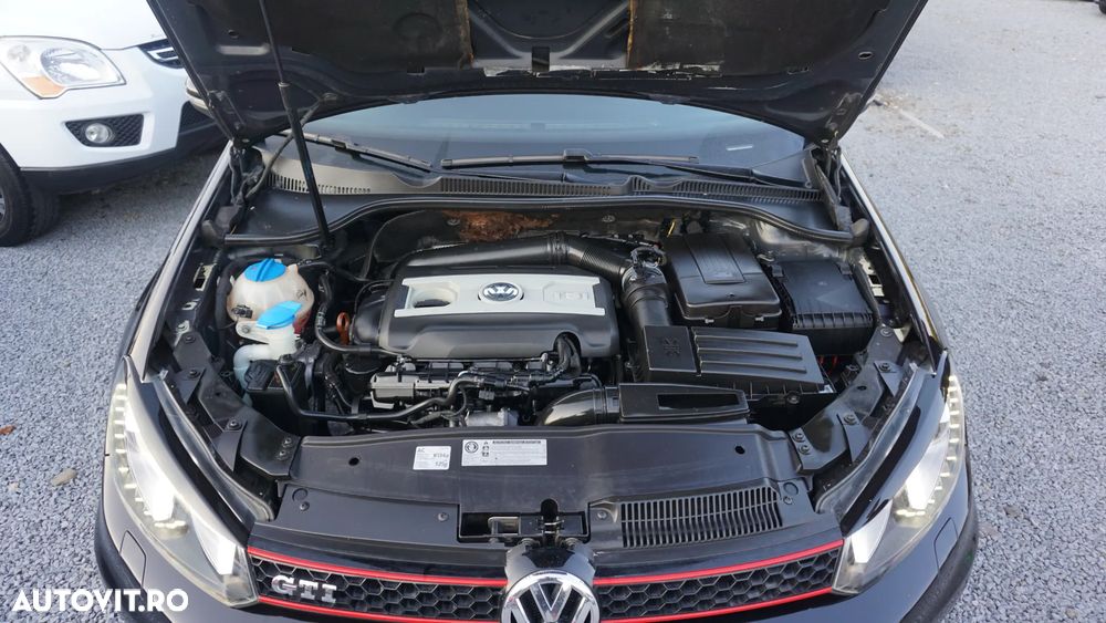 Volkswagen Golf 2.0 GTI - 25