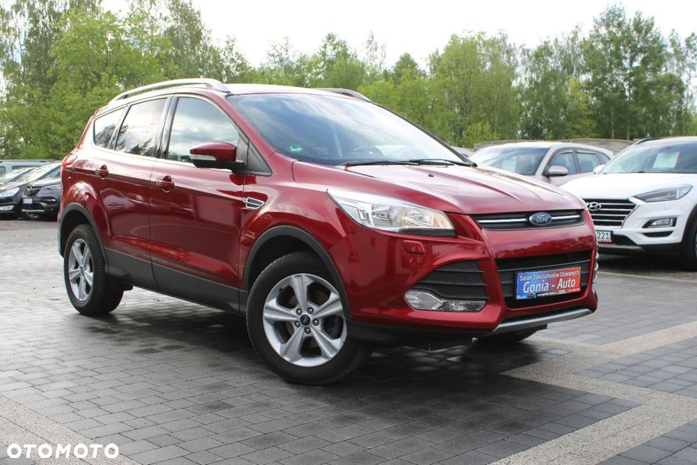 Ford Kuga 1.5 EcoBoost 2x4 Titanium - 8
