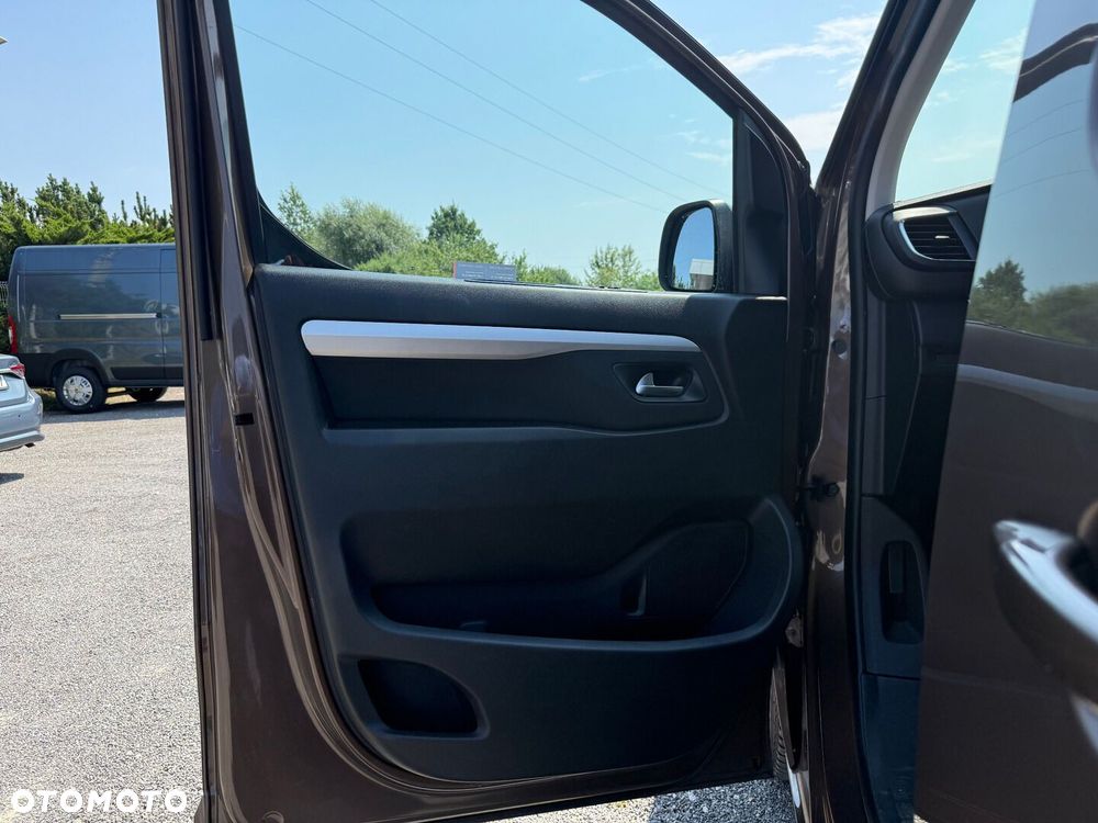 Toyota Proace Verso 2.0 D4-D Long Business - 23