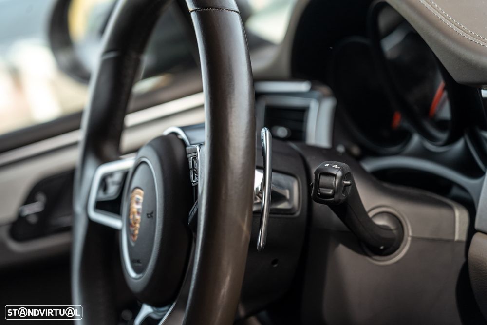 Porsche Macan S - 10