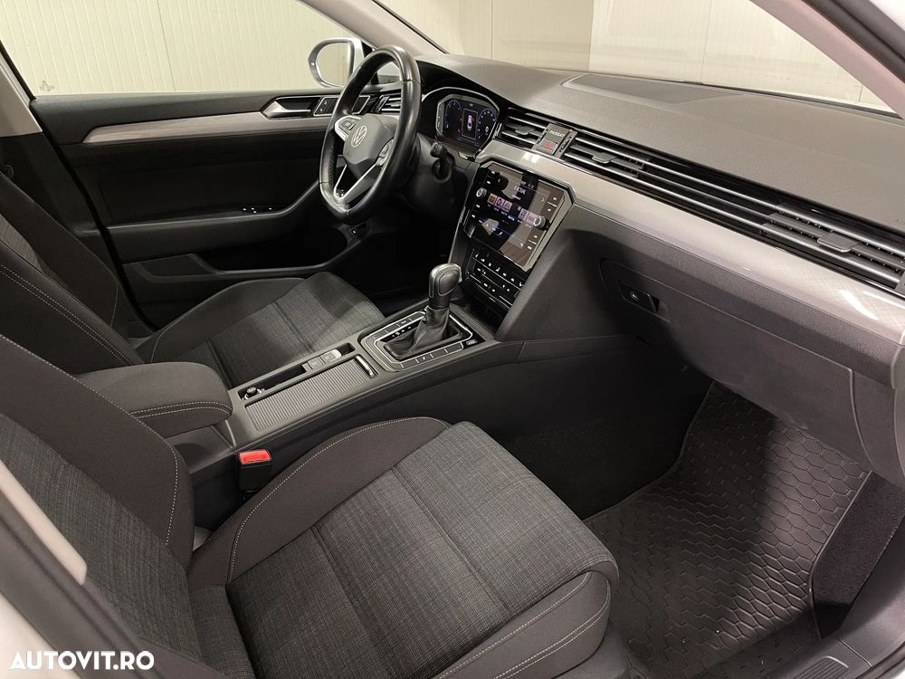 Volkswagen Passat 2.0 TDI DSG Comfortline - 10