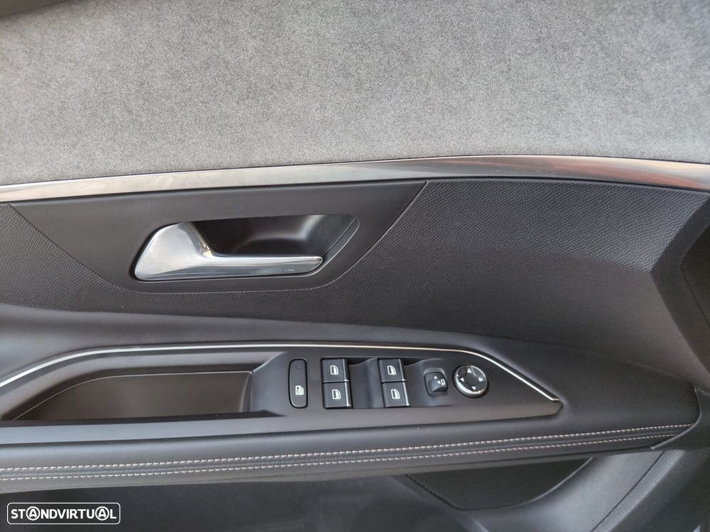 Peugeot 5008 1.5 BlueHDi GT Pack EAT8 - 17