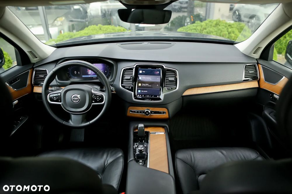 Volvo XC 90 T5 AWD Inscription 7os - 23