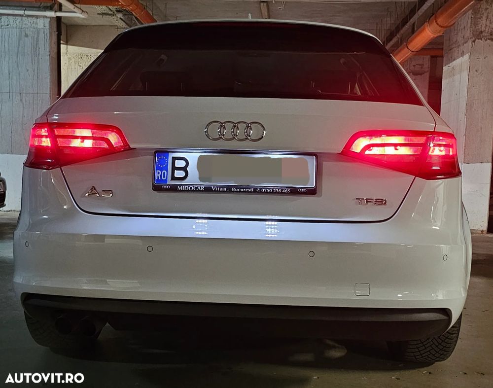 Audi A3 Sportback 1.4 TFSI Attraction - 2