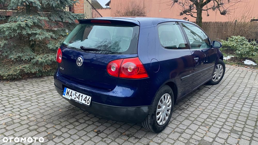 Volkswagen Golf - 8
