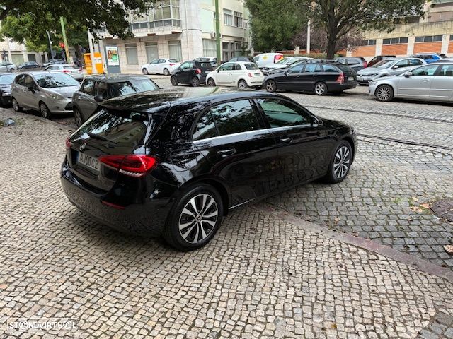 Mercedes-Benz A 250 e - 24