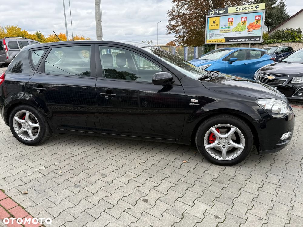 Kia Ceed 1.4 CVVT Attract - 14
