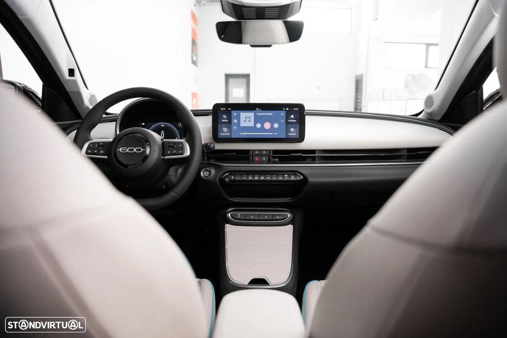 Fiat 600e 54 kWh La Prima - 16