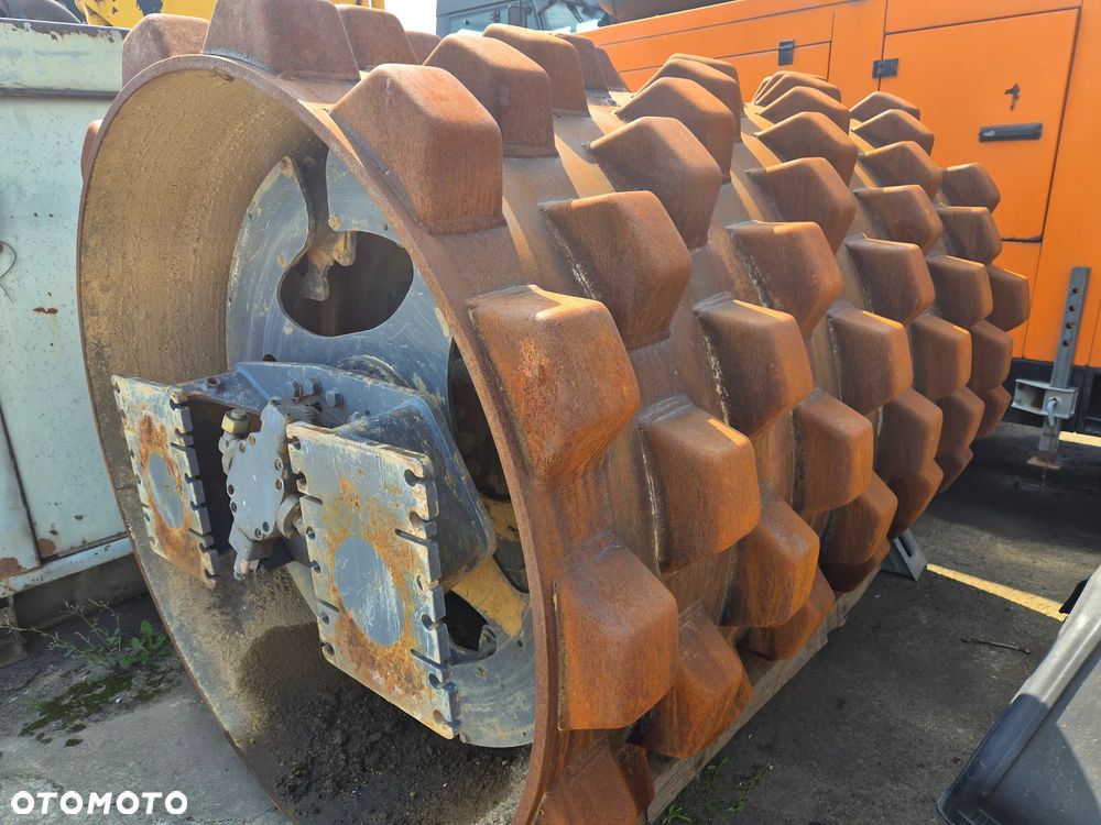 Hamm 3414 HT P spr z Niemiec stalowo gumowy - 14