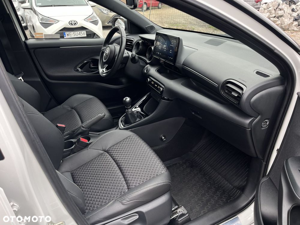 Toyota Yaris 1.5 Selection Style - 22