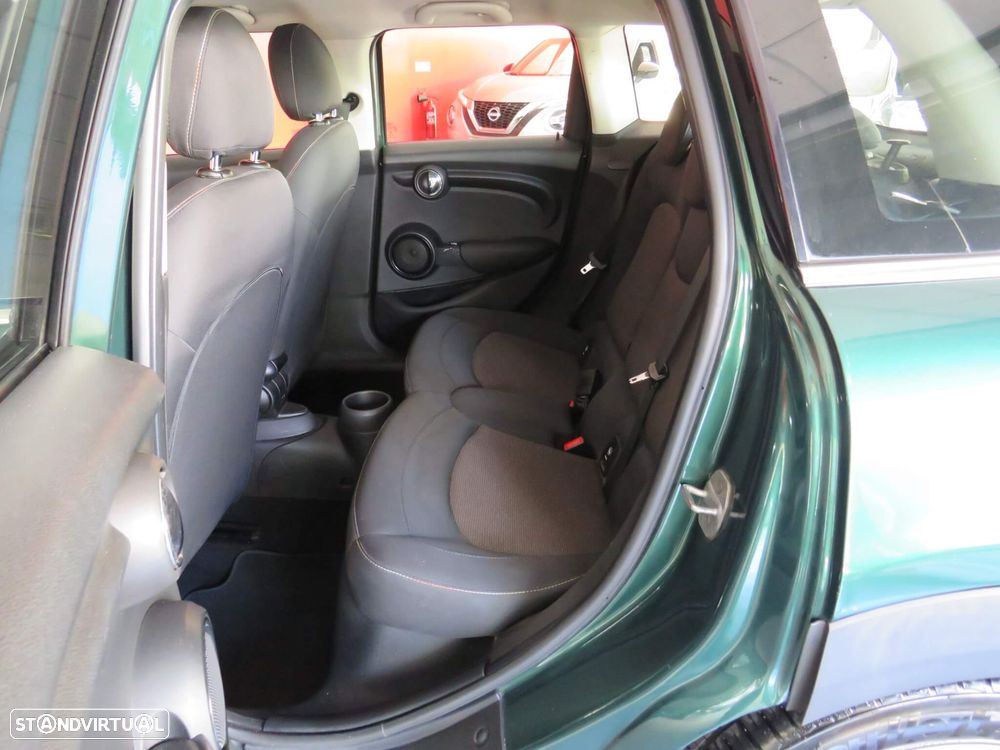 MINI 5 Portas Cooper D - 13
