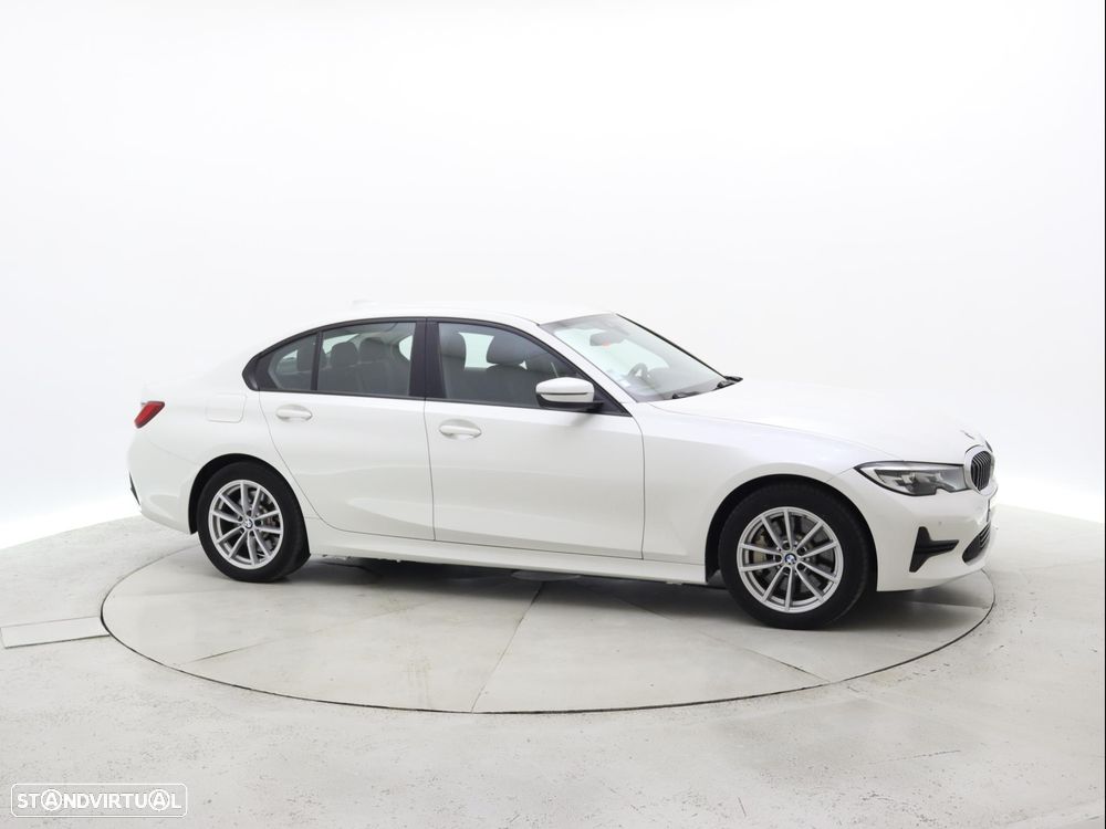 BMW 330 e Auto - 9