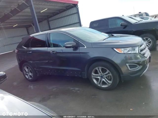 Ford Edge - 8