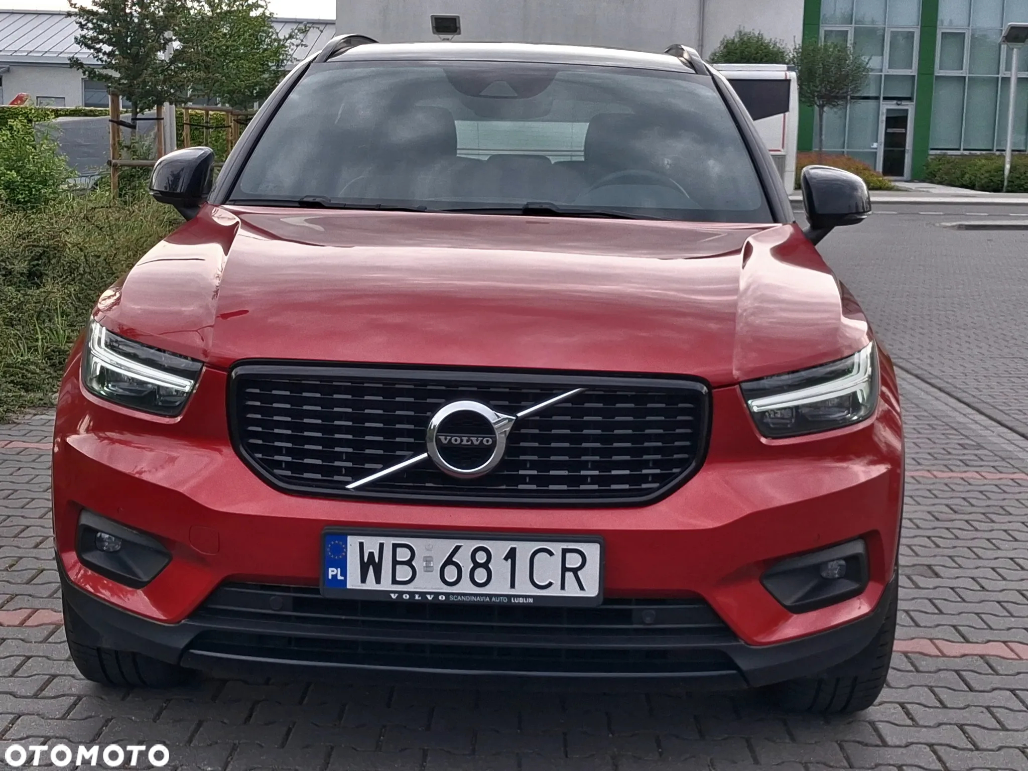 Volvo XC 40 B4 B AWD R-Design - 3