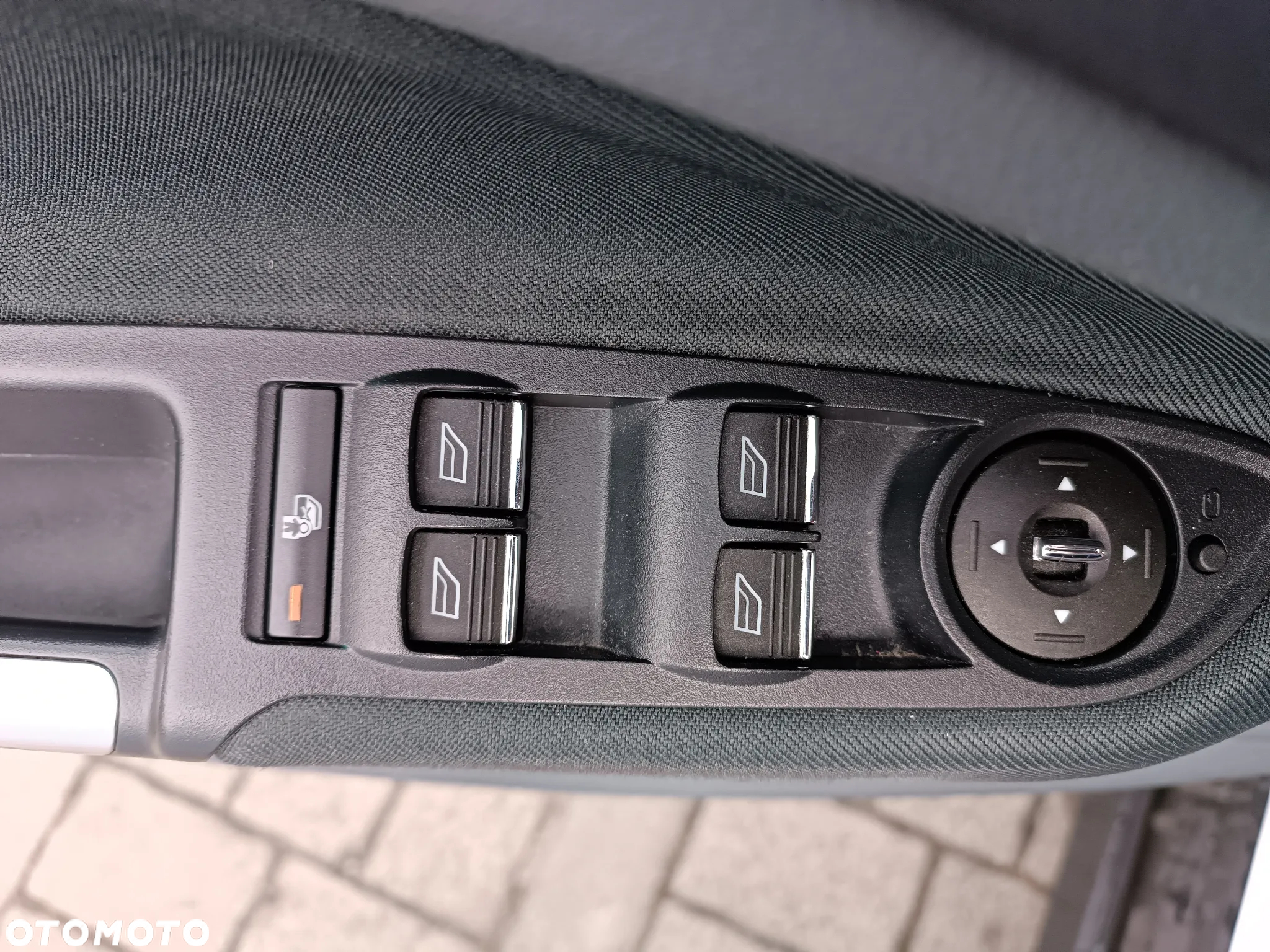 Ford C-MAX 1.6 TDCi Start-Stop-System Trend - 10
