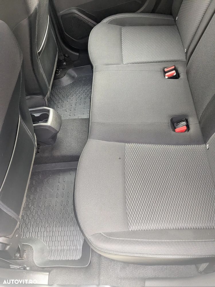 Dacia Duster 2018 photo 2