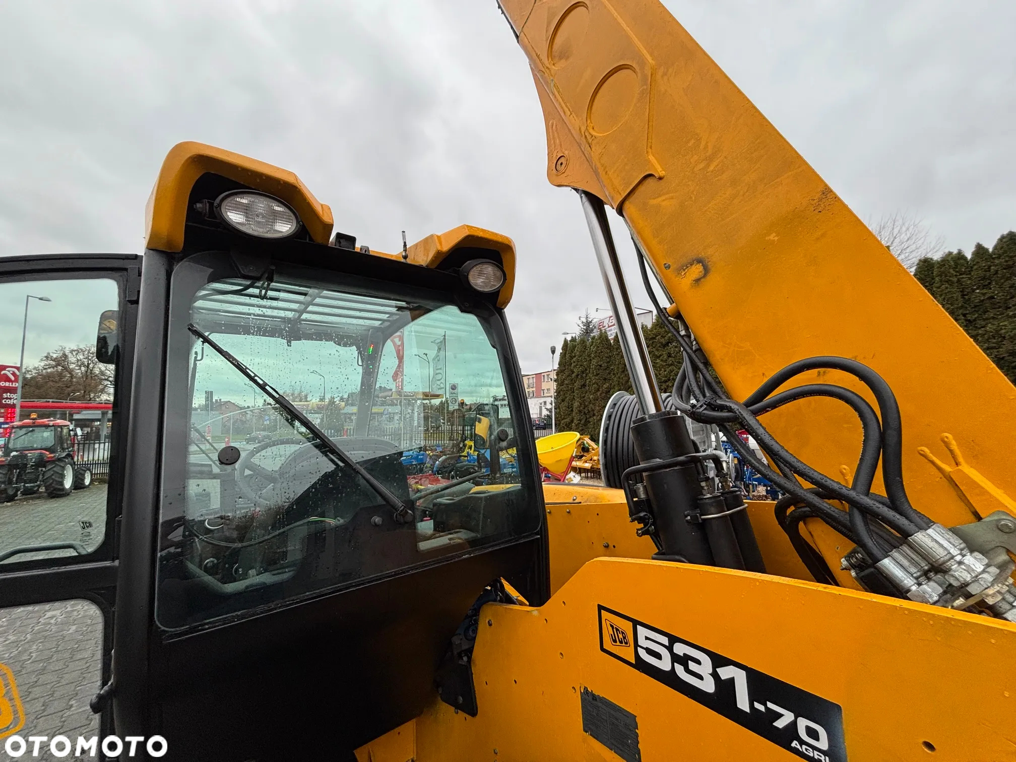 JCB 531-70 Agri - 8