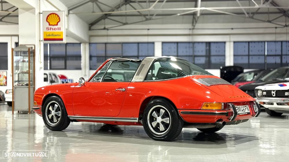 Porsche 911 Série F - 3