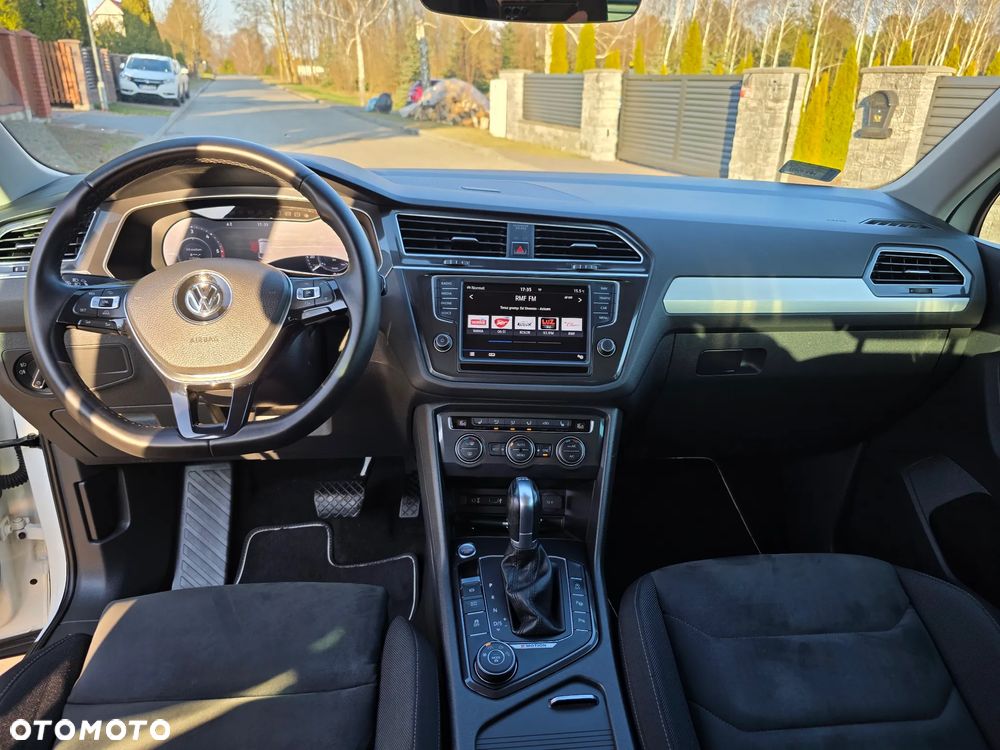 Volkswagen Tiguan 2.0 TDI SCR 4Motion (BlueMotion Techn.) DSG Highline - 22