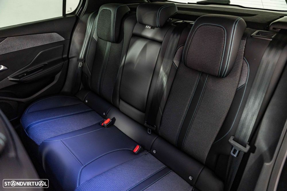 Peugeot 308 1.2 PureTech Allure - 13