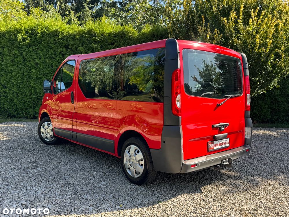 Renault Trafic L1H1 Passenger Lux - 12