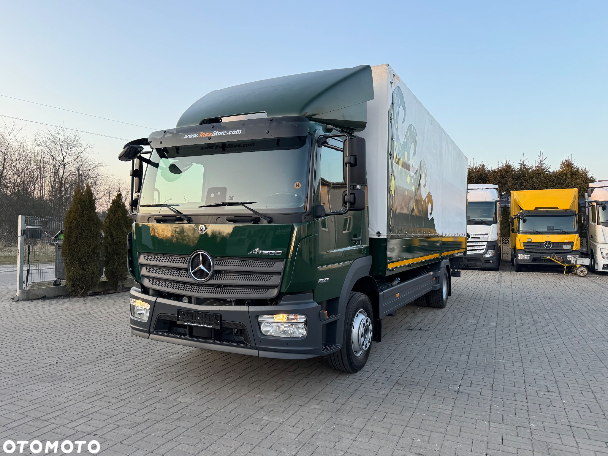 Mercedes-Benz ATEGO - 21