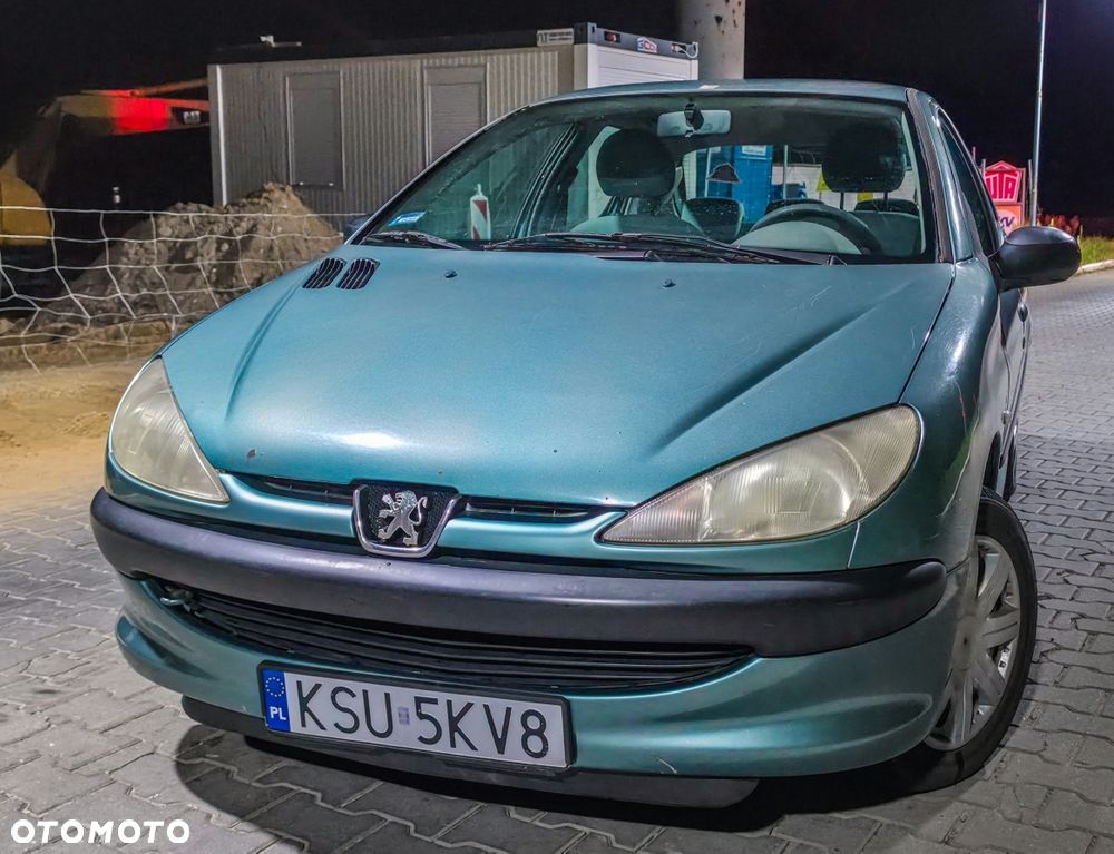 Peugeot 206 - 1