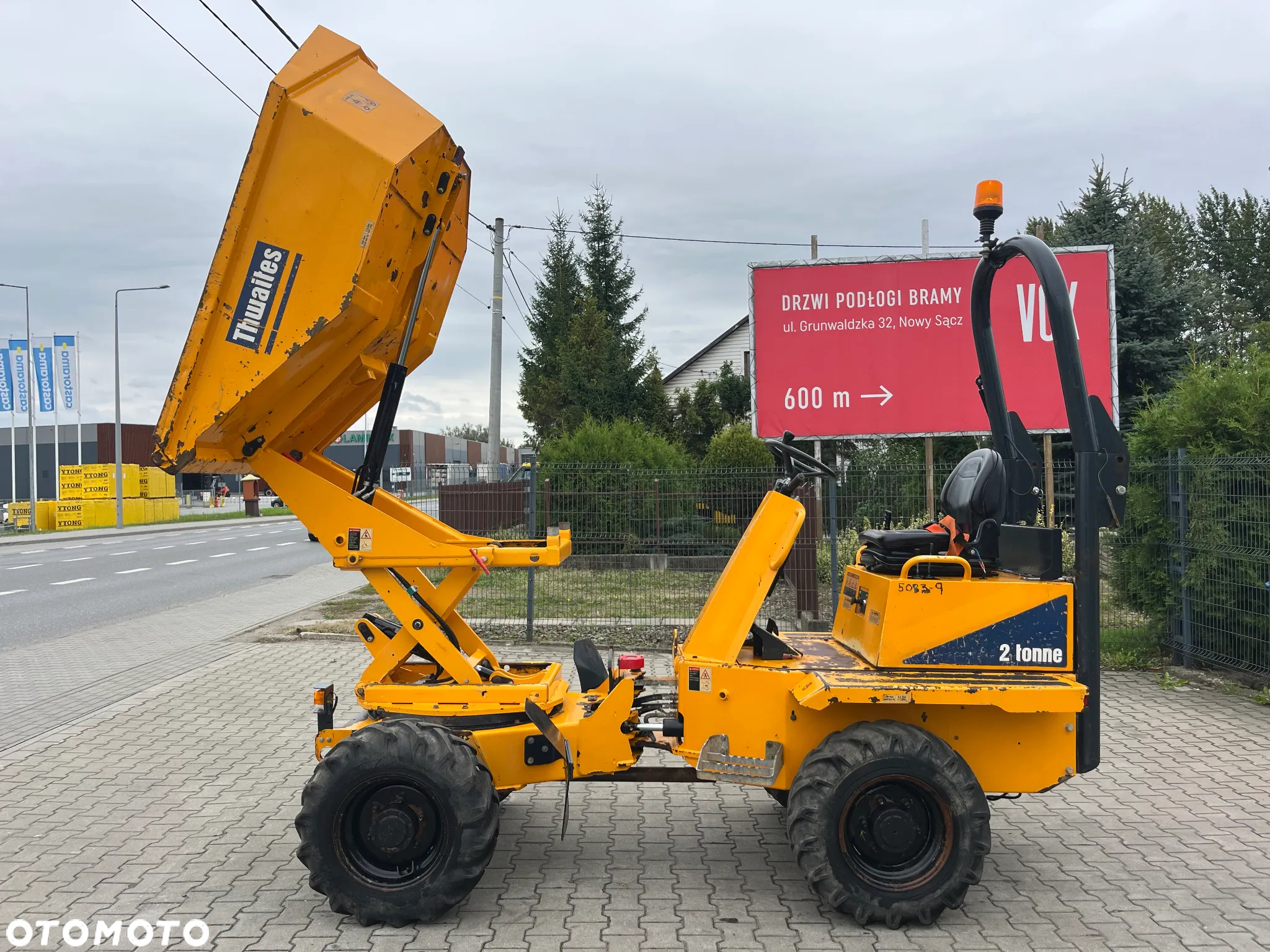 Thwaites Mach 471 2 Tonne Hydrostatic - 9