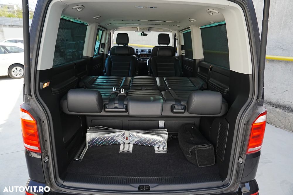 Volkswagen Multivan - 17