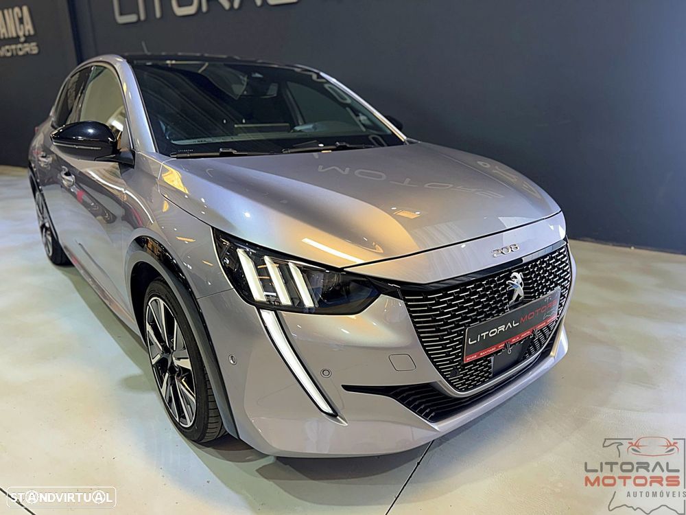 Peugeot 208 1.2 PureTech GT EAT8 - 4