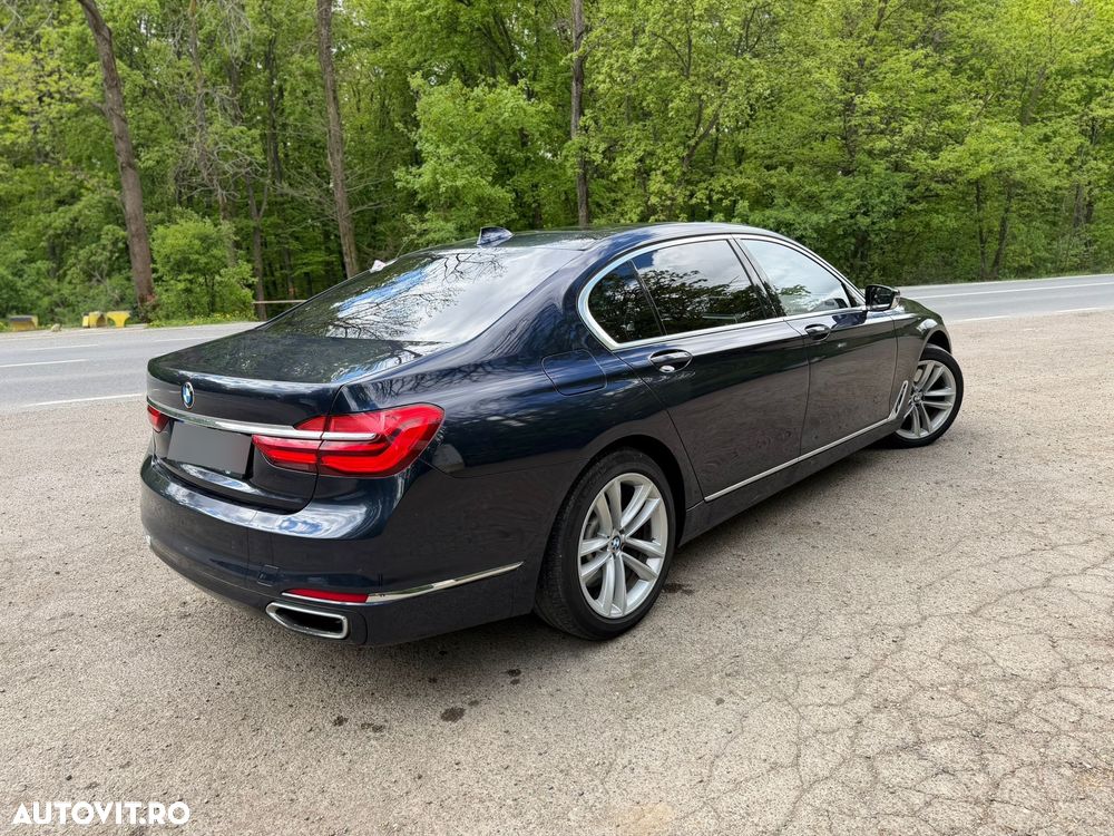 BMW Seria 7 750Li xDrive - 6