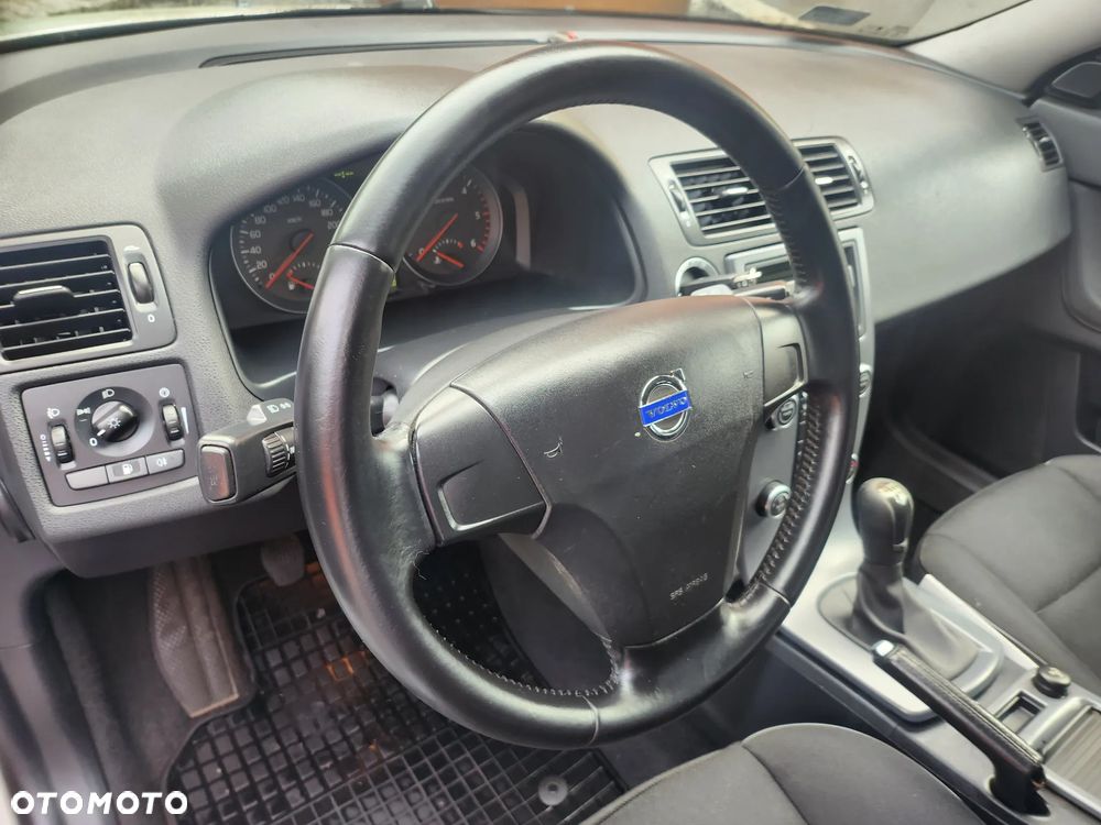 Volvo V50 - 10